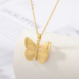 Ladies Fashion Jewelry Butterfly Pendant Necklace